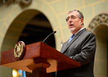 Presidente Bernardo Arévalo en conferencia de prensa. / Foto: Gobierno de Guatemala.