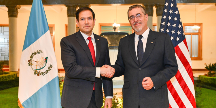 Presidente Arévalo tratará con secretario Rubio temas de migración, seguridad y cooperación