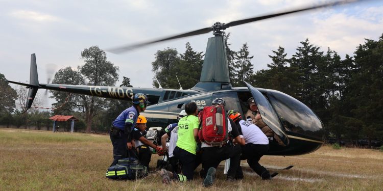 Realizan simulacro de evacuación aérea en el Hospital de Antigua Guatemala