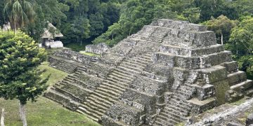 Restringen el paso a Templo de las Manos Rojas, en Parque Yaxhá, Petén. /Foto: Parque Yaxhá Nakum Naranjo.