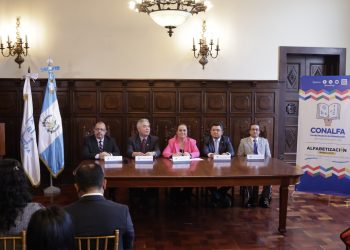 Radio TGW y Conalfa se unen para impulsar la alfabetización a través de la radiodifusión