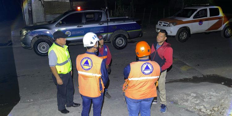 Escuintla declara alerta anaranjada a nivel departamental por actividad del volcán de Fuego