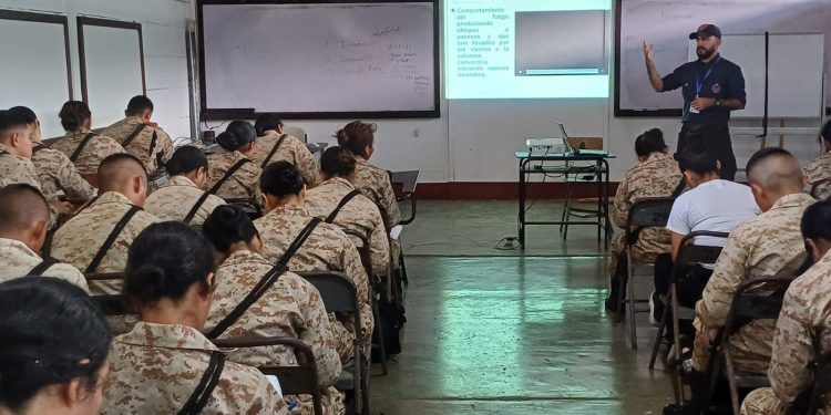 Capacitación clave para la prevención de incendios en Jalapa