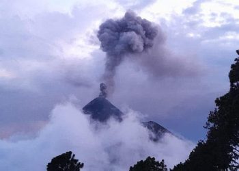 Chimaltenango: Coordinan medidas de prevención en municipios cercanos al volcán de Fuego