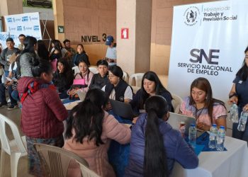 Alrededor de 300 vacantes durante Feria Nacional del Empleo en Quiché