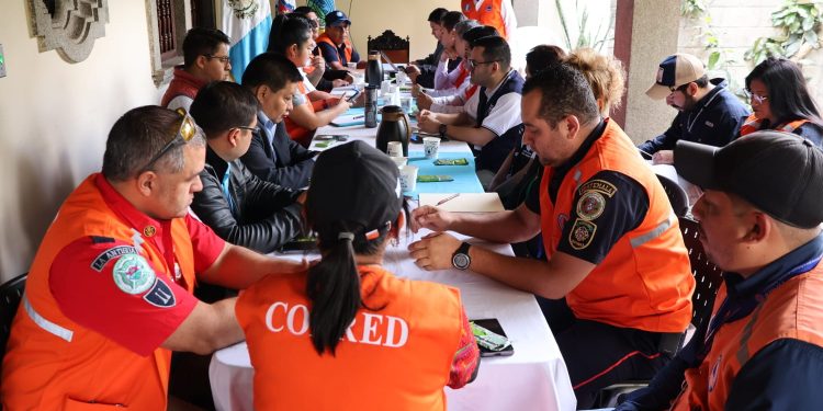 Volcán de Fuego: Activan Centro de Operaciones de Emergencia en Sacatepéquez