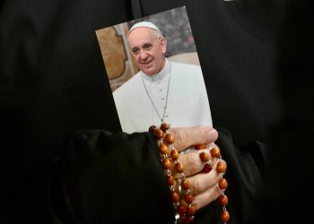Papa Francisco envía un audio a los católicos por primera vez desde que fue hospitalizado