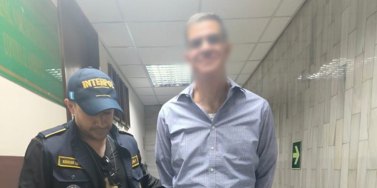 La captura de Jorge Alberto Gaitán Castro, con fines de extradición a El Salvador, se efectuó en la Torre de Tribunales.