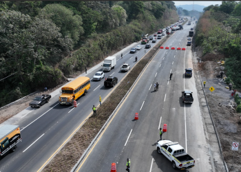 CIV cumple meta de entregar el kilómetro 44 de autopista Palín-Escuintla en finales de marzo