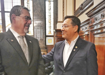 Presidentes de Guatemala y Bolivia fortalecen lazos de cooperación