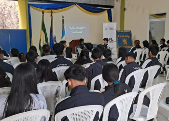Mintrab lleva a cabo talleres de orientación laboral a jóvenes. /Foto: Mintrab.