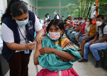 Impulsan la atención de la Salud en "kaqchikel" en Chimaltenango. / Foto: MSPAS.