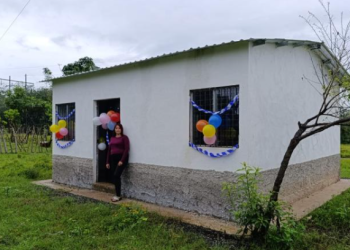 CIV brinda capacitación sobre cómo acceder a subsidios de vivienda. /Foto: CIV.