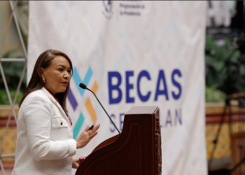 Subsecretaria de Segeplan, Iliana Peña Aldana, informó sobre Becas para Nuestro Futuro. / Foto: Gilber García.