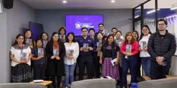 Encargados del Programa de Trabajo Temporal en el Extranjero socializaron el Código de Ética. /Foto: Mintrab.