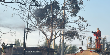 Incendio registrado en las comunidades de Cocori y Paredón, en Sipacate, Escuintla. / Foto: Conred