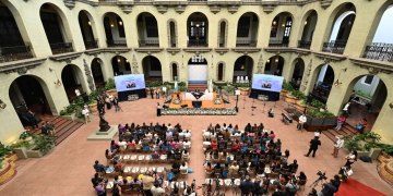 Conmemoración del Día Internacional de la Mujer. / Foto: Byron de la Cruz