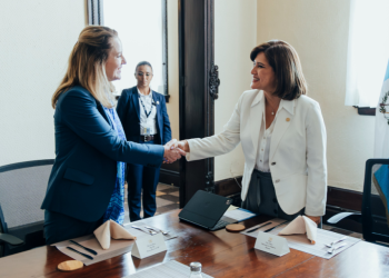 Vicepresidenta sostuvo una reunión con la Organización Internacional para las Migraciones. (Foto: OIM)