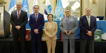 Sesan y MAGA participan en taller para mejorar el sistema agroalimentario, Global Roadmap. /Foto: Sesan.