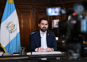 Secretario Santiago Palomo abordó la situación del seguro obligatorio para cubrir a terceros. / Foto: Byron de la Cruz.