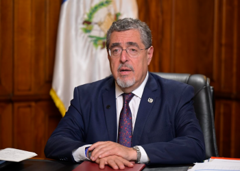 Presidente deroga acuerdos que exigían el seguro obligatorio en 45 días. / Foto: Álvaro Interiano.