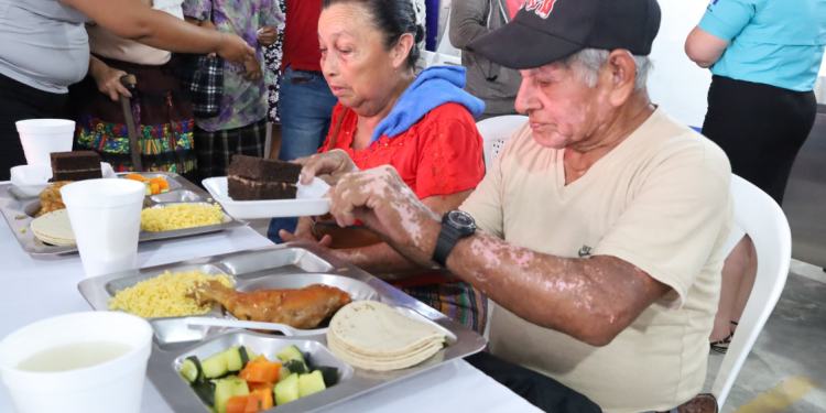Jutiapa, Chiquimula y Escuintla se benefician con nuevos comedores sociales. /Foto: Mides.