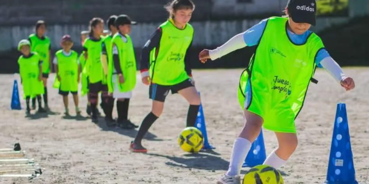 Mides y MCD buscan abrir más Centros Deportivos Municipales por medio del proyecto Juego Limpio. /Foto: Mides.