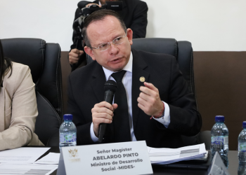 Mides atiende a citación del Congreso para garantizar la transparencia. /Foto: Mides.