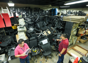 Más de 3 mil 500 personas han sido capacitadas en el tema de bienes muebles inservibles. / Foto: Minfin.