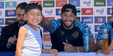 Guatemala convive con su afición antes de buscar el pase a la Copa Oro