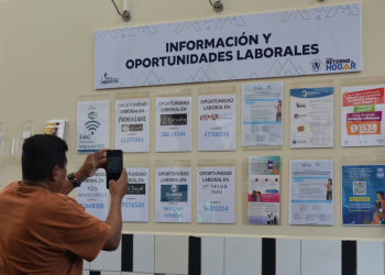 Plan Retorno al Hogar instala muro informativo y de oportunidades laborales. (Foto: IGM)