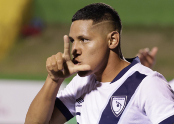 Guatemala cumple, remonta y se clasifica a la Copa Oro 2025