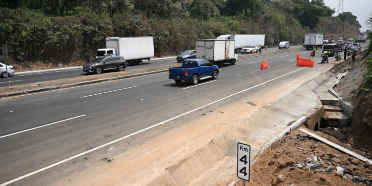 Reconstrucción del kilómetro 44 Palín-Escuintla tuvo una inversión de 59 millones de quetzales. / Foto: Alex Jacinto y Byron de la Cruz.