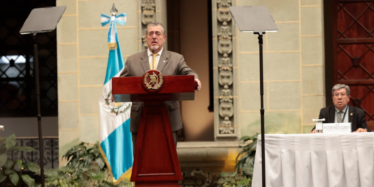 presidente Bernardo Arévalo