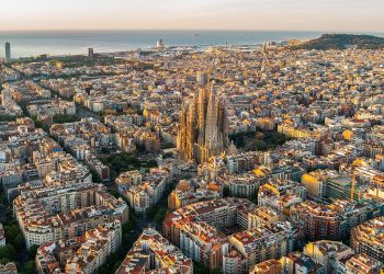 Cataluña abre las puertas a científicos que salgan de Estados Unidos por políticas de Trump. / Foto: RTVE.es.