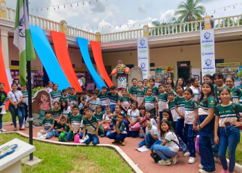 Realizan feria y encuentro cultural Libro al Viento en Retalhuleu. / Foto: MCD.