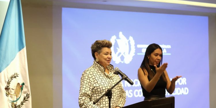 Primera dama trabaja por los derechos de personas con discapacidad. /Foto: DCA.