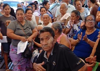 Entregan alimentos a familias del municipio de Pasaco, Jutiapa