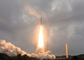 Lanzamiento de cohete con satélites a bordo. / Foto: France 24.