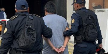 PNC captura a presunto agresor en la zona 6 capitalina. / Foto: PNC.