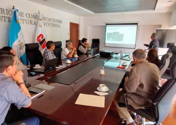Presentan proyecto de ampliación en Retalhuleu. / Foto: Gobernación Departamental.