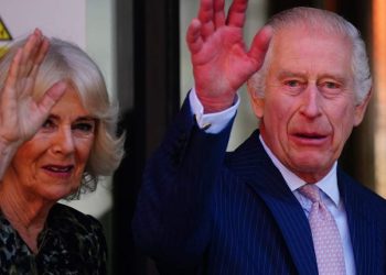 Rey Carlos III de Inglaterra y su esposa Camila. / Foto: Lecturas.