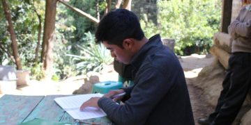 Mides mantiene abierta la convocatoria para becas de educación media. / Foto: Mides.