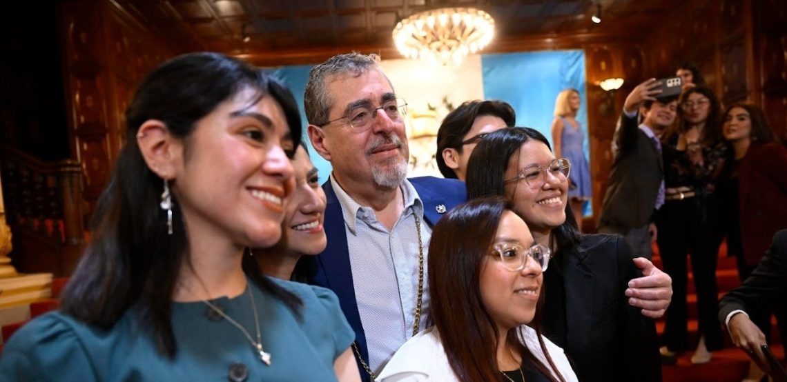 Bernardo Arévalo participará en evento en el marco del Día Internacional de la Mujer. /Foto: Archivo.