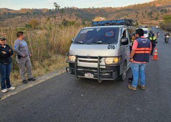 Refuerzan control al transporte extraurbano para garantizar seguridad vial en Jalapa