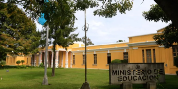 El Ministerio de Educación busca reforzar la seguridad y el bienestar de los estudiantes. / Foto: Mineduc