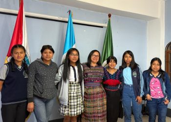 Diálogo por los derechos de las niñas en Chimaltenango