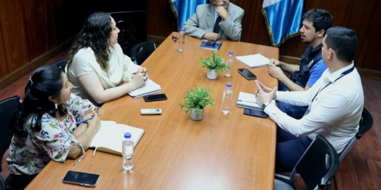 Seguimiento al desarrollo de viviendas que garanticen condiciones dignas y seguras para los guatemaltecos