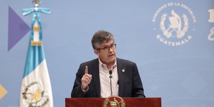 Salud mantiene diálogo y recuerda amparo que ordena a Sindicato no hacer bloqueos