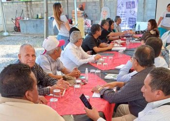 Reunión clave para fortalecer sanidad y educación con pertinencia cultural en Jutiapa